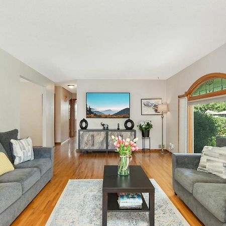 Cottage Grove Haven, Spacious 4-Bed, 3 Baths Retreat Exteriör bild