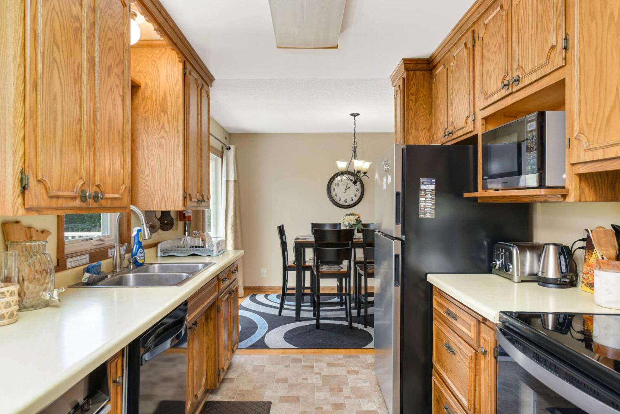 Cottage Grove Haven, Spacious 4-Bed, 3 Baths Retreat Exteriör bild