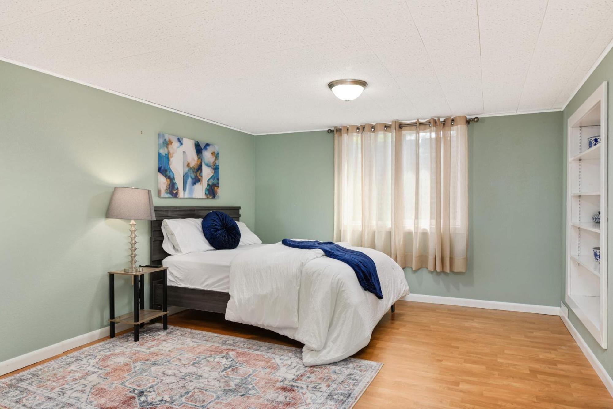 Cottage Grove Haven, Spacious 4-Bed, 3 Baths Retreat Exteriör bild