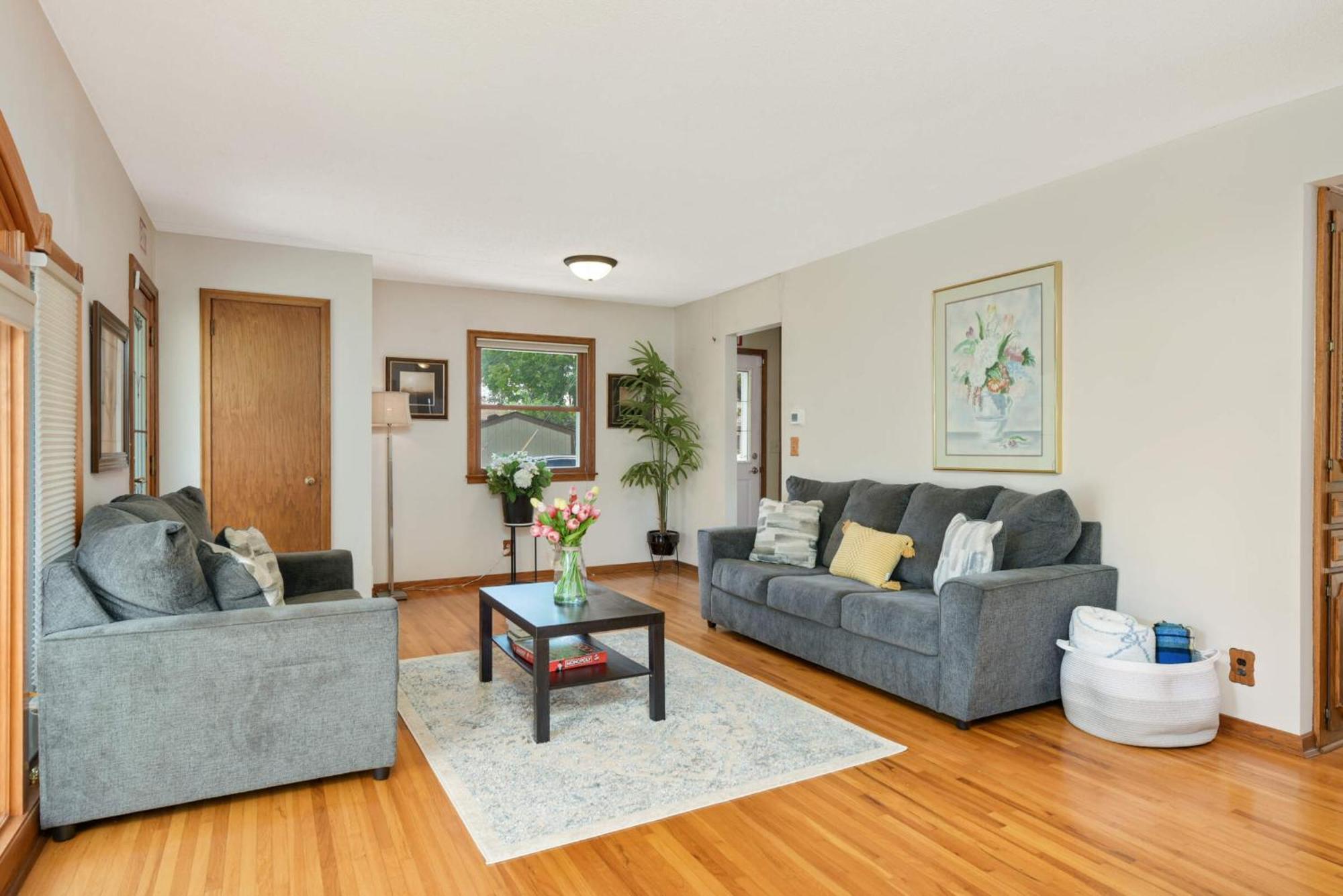 Cottage Grove Haven, Spacious 4-Bed, 3 Baths Retreat Exteriör bild