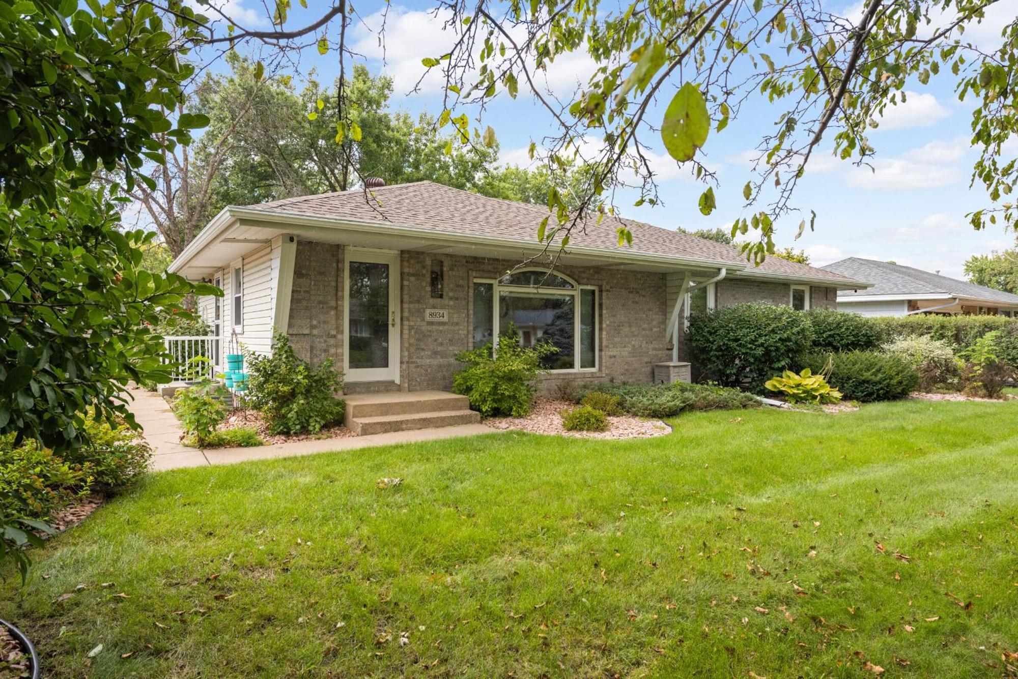 Cottage Grove Haven, Spacious 4-Bed, 3 Baths Retreat Exteriör bild